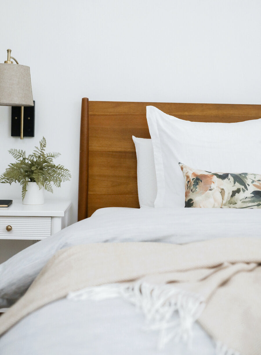 Peonia in Apricot Pillow Cover