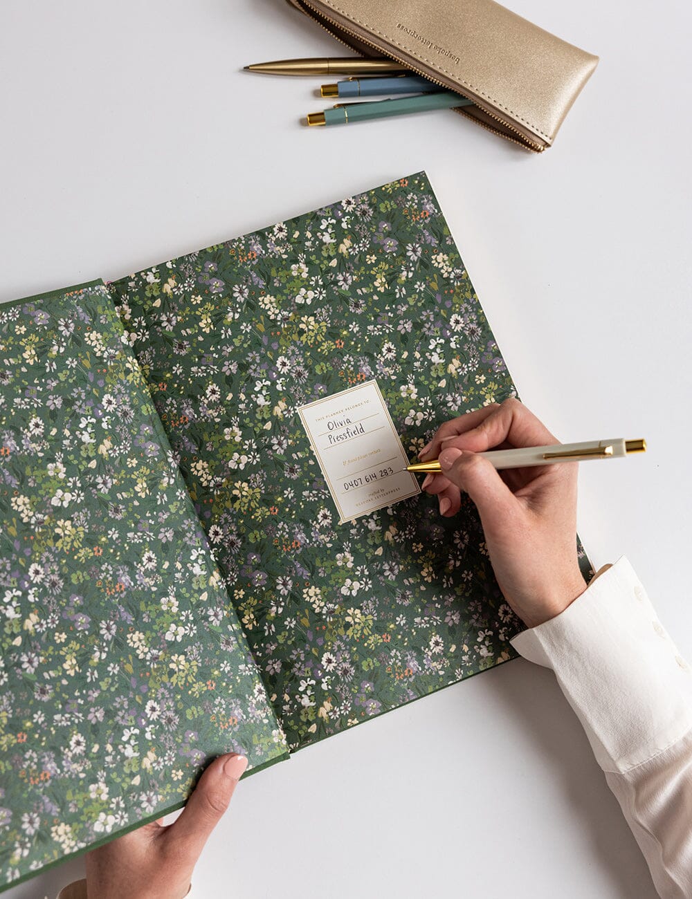 2026 Desktop A4 Planner Planner in Finch