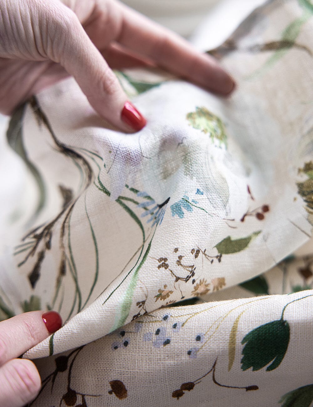 Summer Peonies Linen Table Cloth